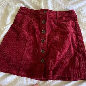 Maroon corridor skirt